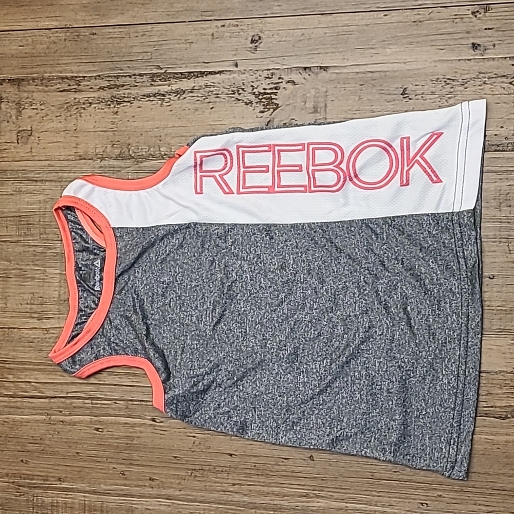 Girl's tank top